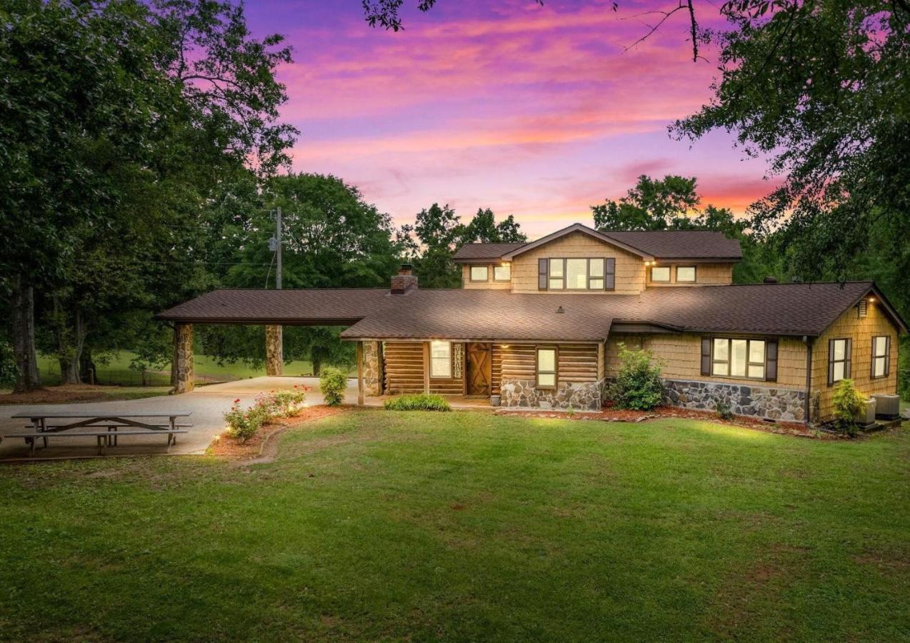 Refuge Ranch Retreat Log Cabin Lake 53+ Acres ローカスト・グローブ エクステリア 写真